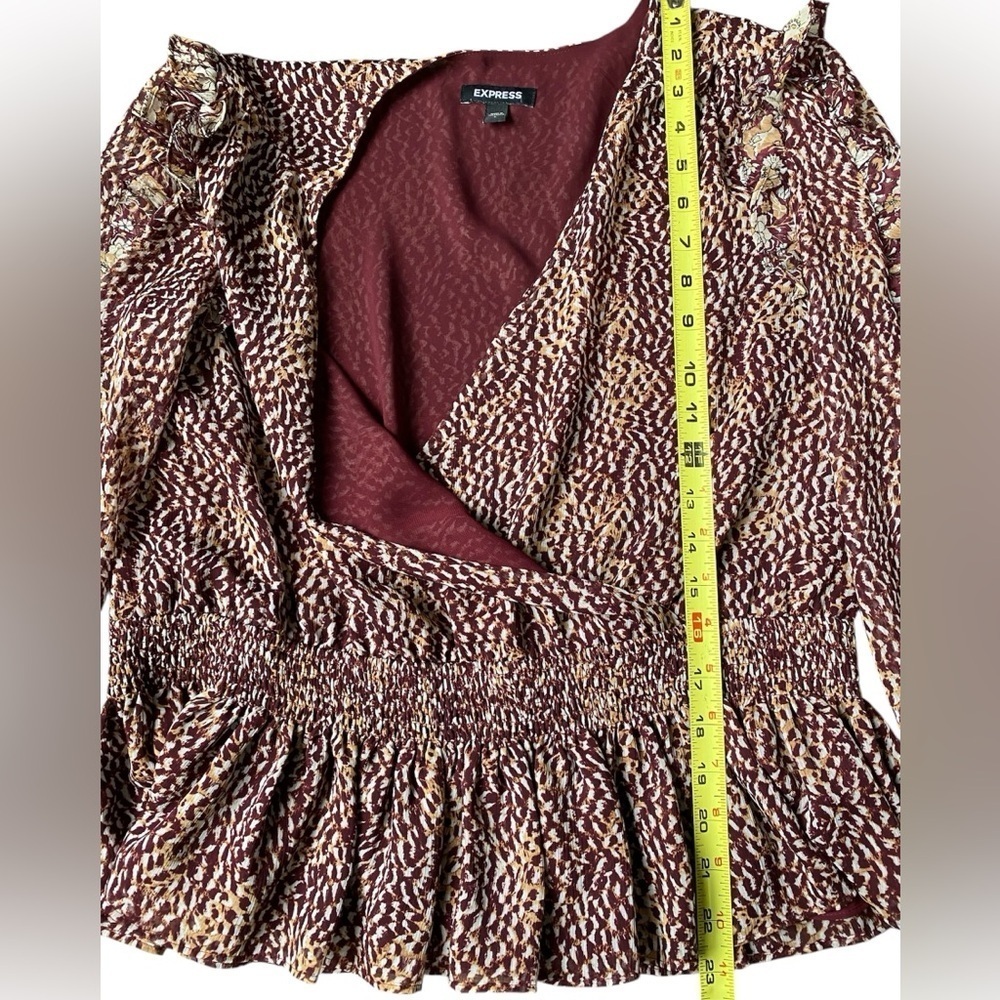 EXPRESS Women's Size L Smocked Blouse Burgundy Ruffle V-Neck - Picture 6 of 11